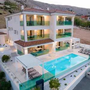 Apartvilla Pag Apartment