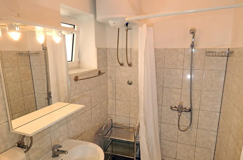 Apartments Zeljko باغ كرواتيا
